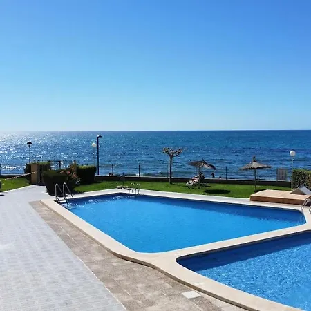 Vistas Al Mar Mediterraneo Apartment *